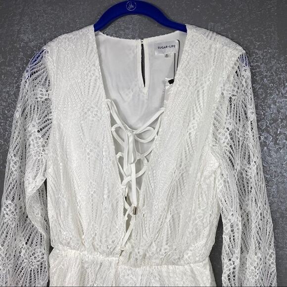 Sugar + Lips lace up lace long sleeve romper - Picture 3 of 12